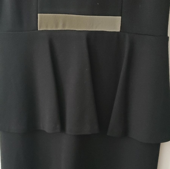 Dress - Picture 3 of 4